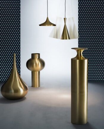 Beat Høj Vase fra Tom Dixon - Eksklusiv Messingvase