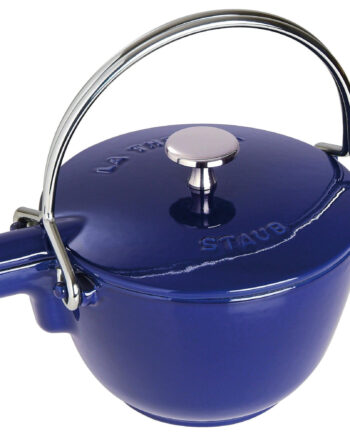 Elegant Blå Tekande fra Staub - Perfekt til Te og Suppe